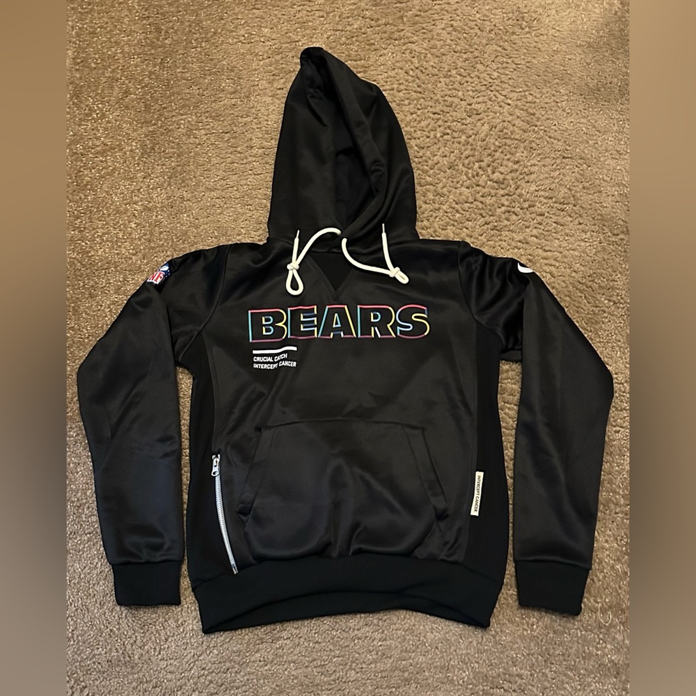 NWT - Chicago Bears Women's 2025 NFL Crucial Catch Sideline Hoodie - Black